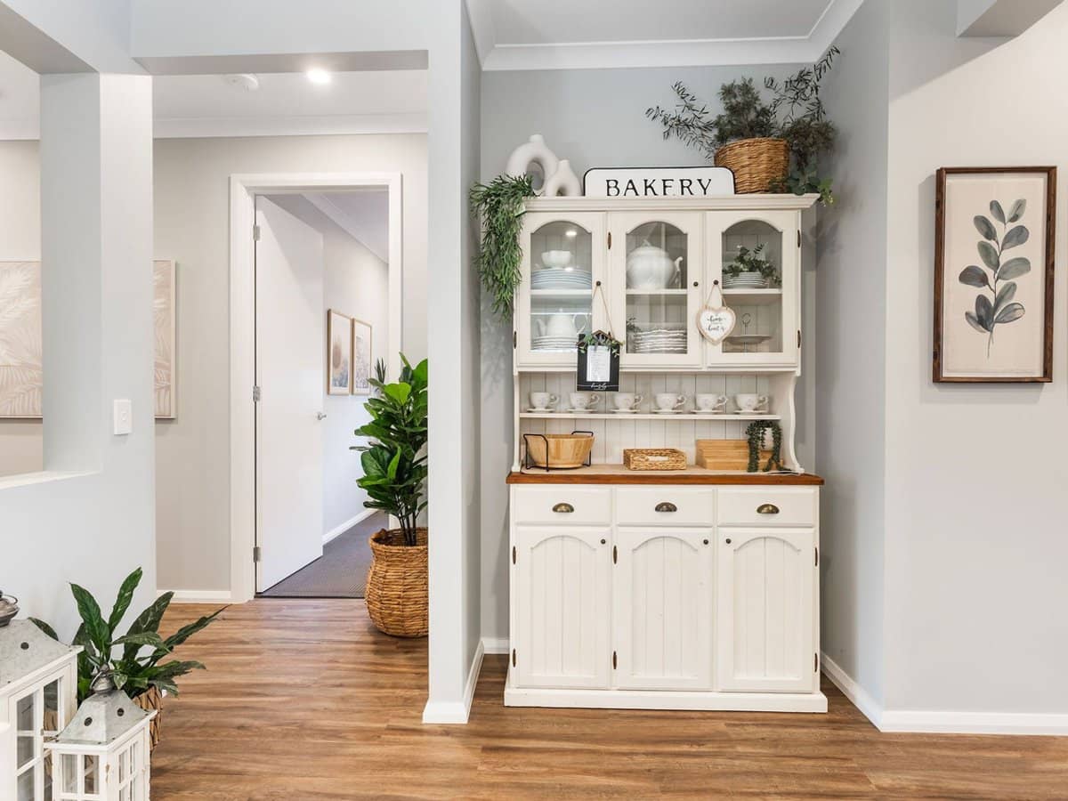 28 Explorers Road, White Rock - Thumbnail 4