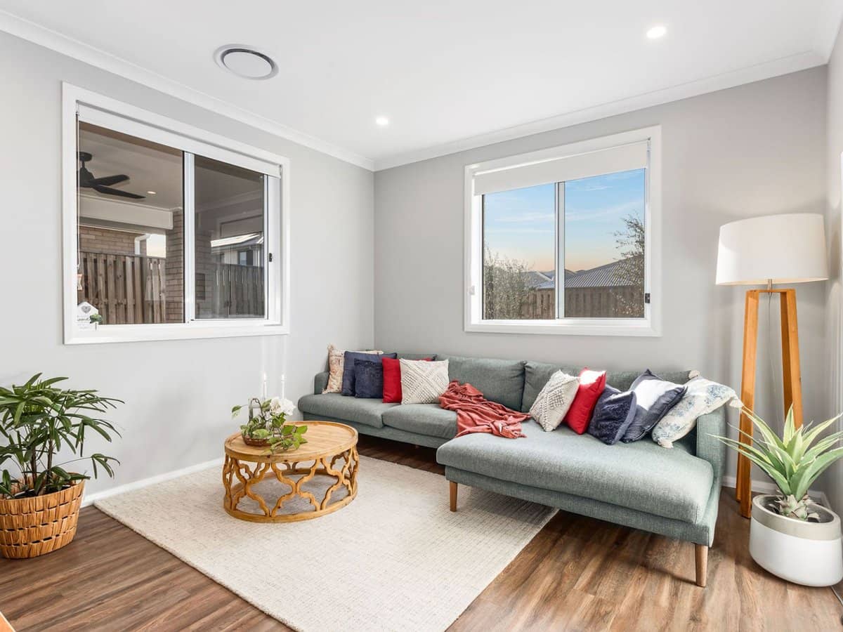 28 Explorers Road, White Rock - Thumbnail 12