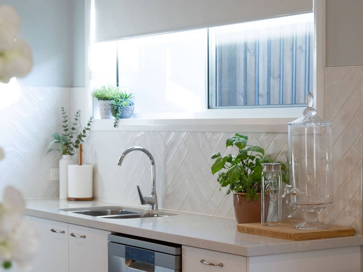 28 Explorers Road, White Rock - Thumbnail 22