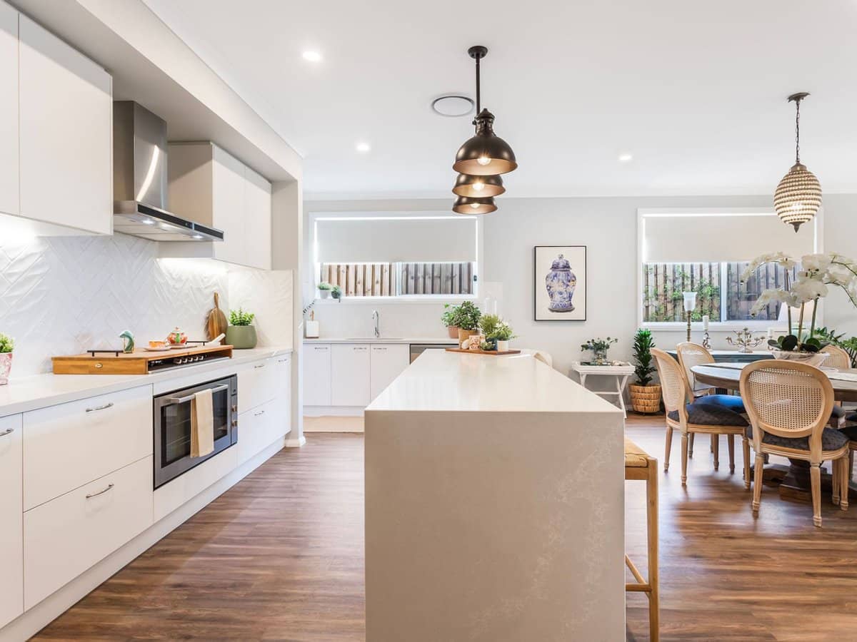 28 Explorers Road, White Rock - Thumbnail 24