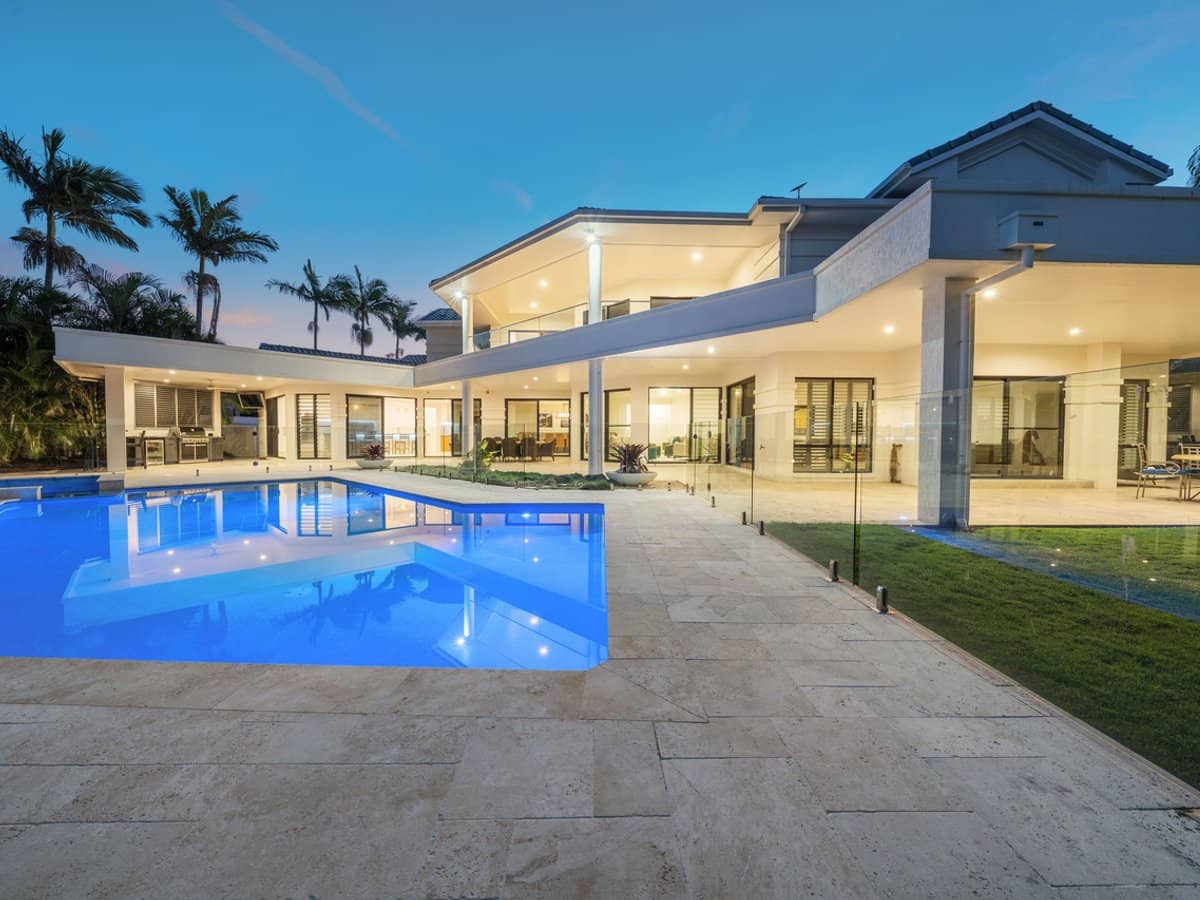 1153 Rosebank Way West, Hope Island - Thumbnail 18