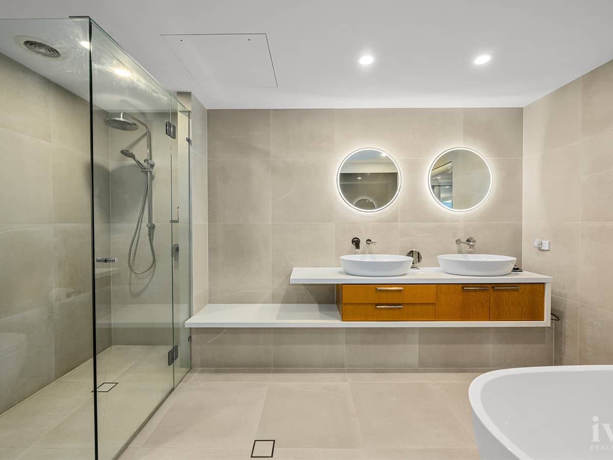 31602/2 Ephraim Island, Paradise Point - Thumbnail 14