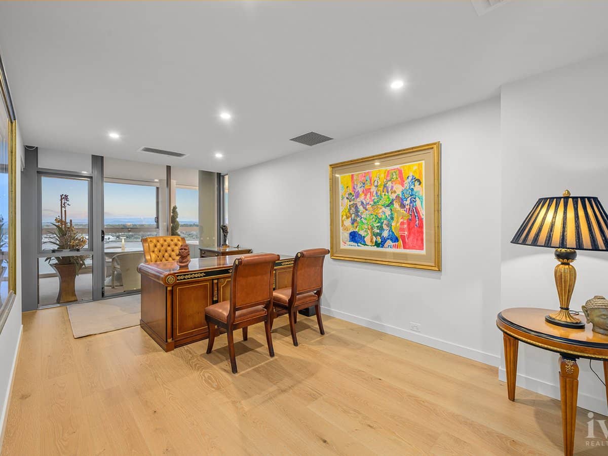 31602/2 Ephraim Island, Paradise Point - Thumbnail 18