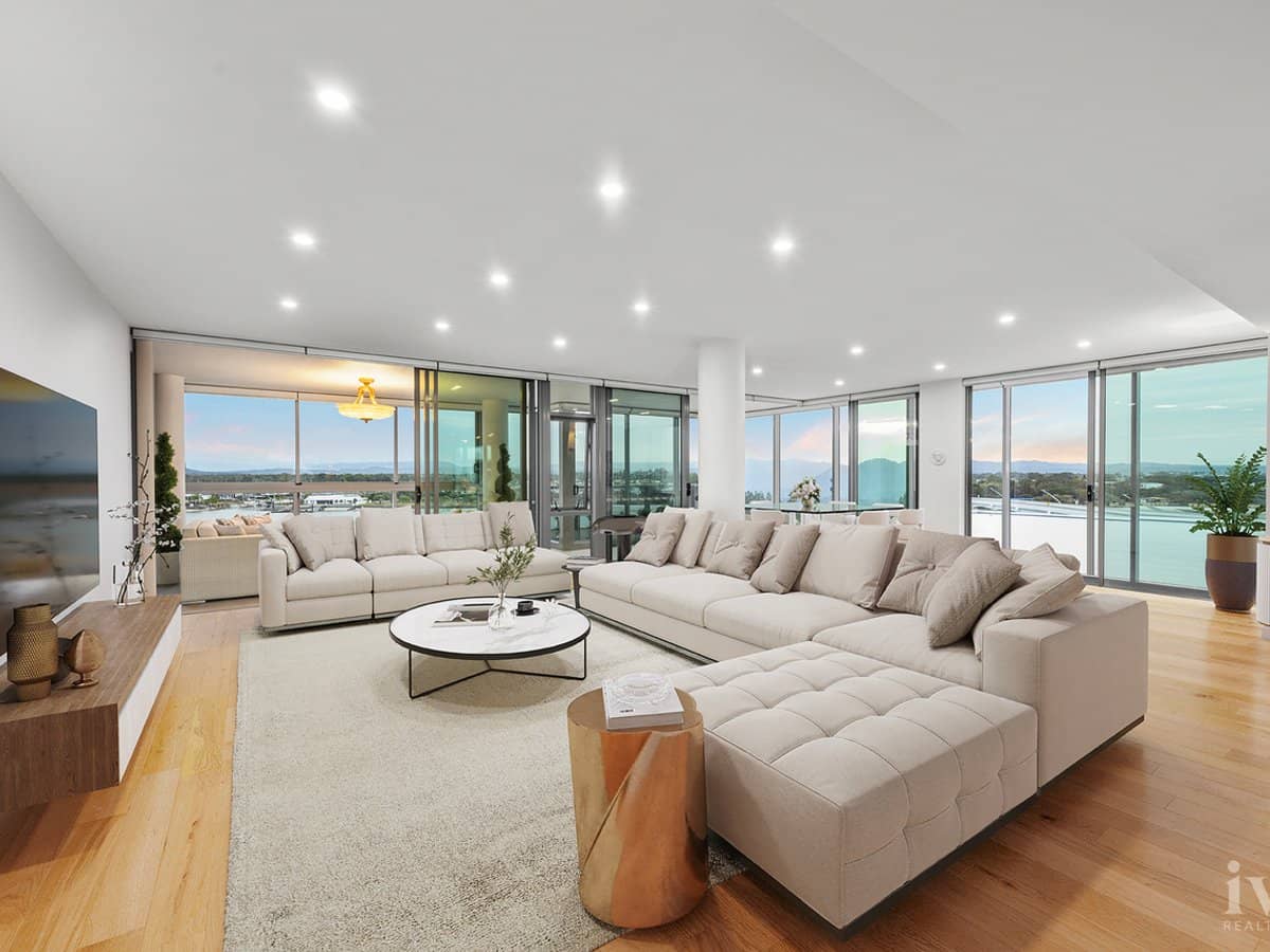 31602/2 Ephraim Island, Paradise Point - Thumbnail 1