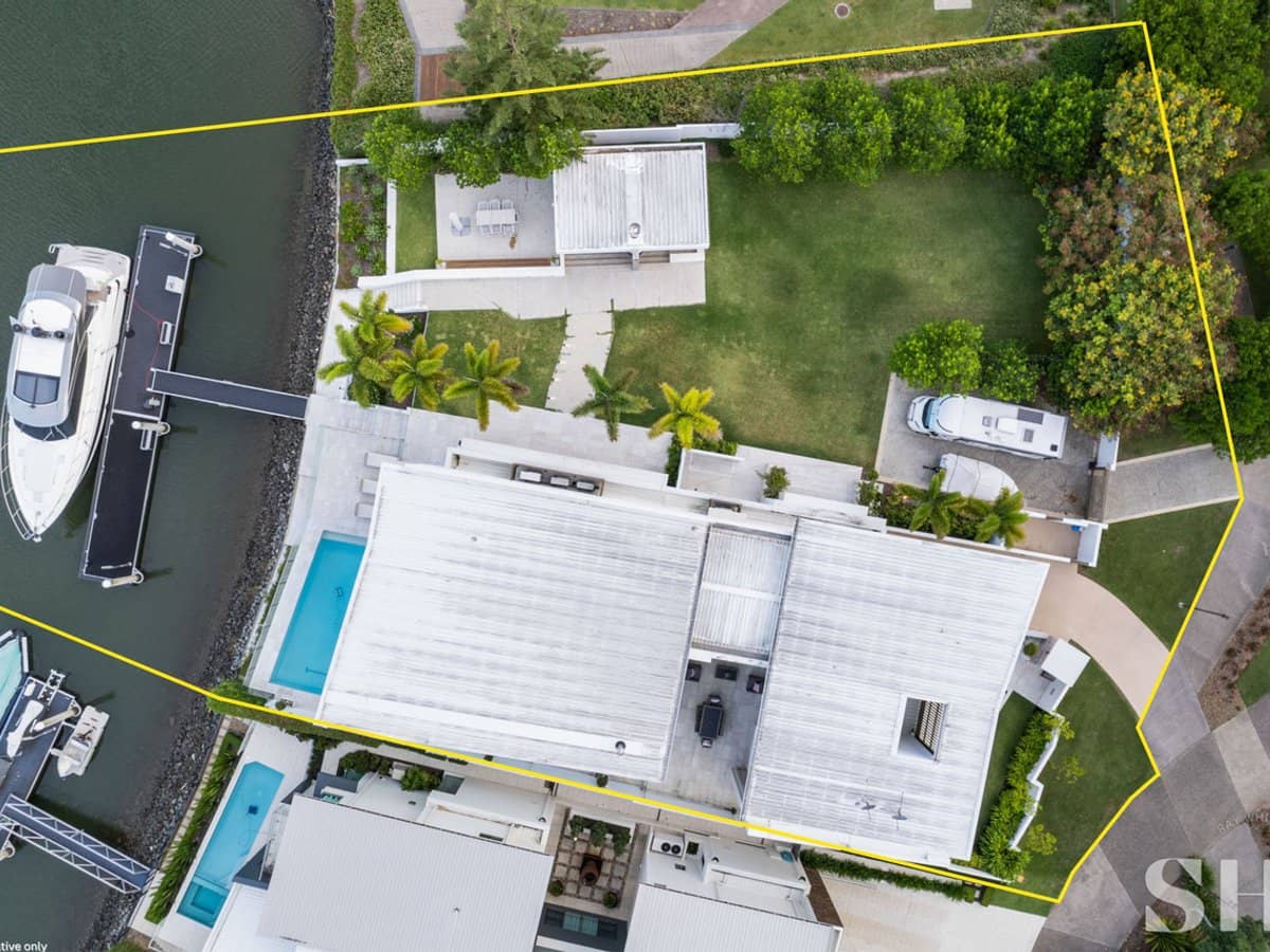 1019 Edgecliff Drive, Sanctuary Cove - Thumbnail 24