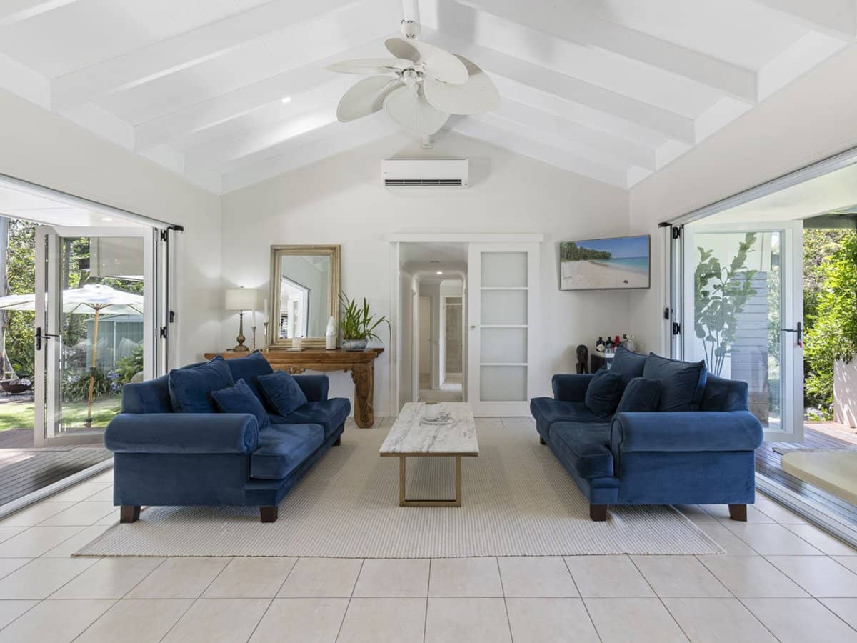 86 Wongawallan Road, TAMBORINE MOUNTAIN - Thumbnail 2