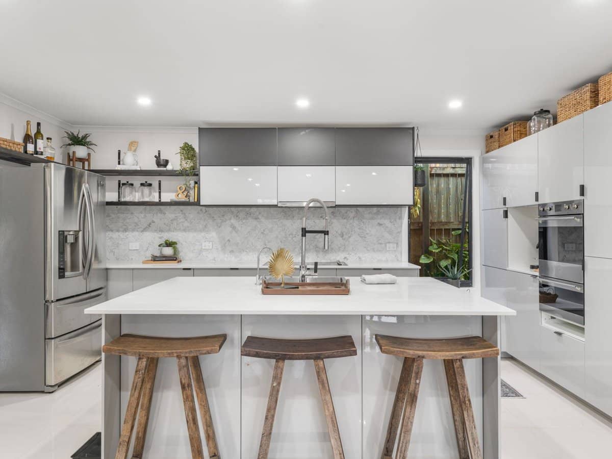 62 Radiata Street, Hillcrest - Thumbnail 5