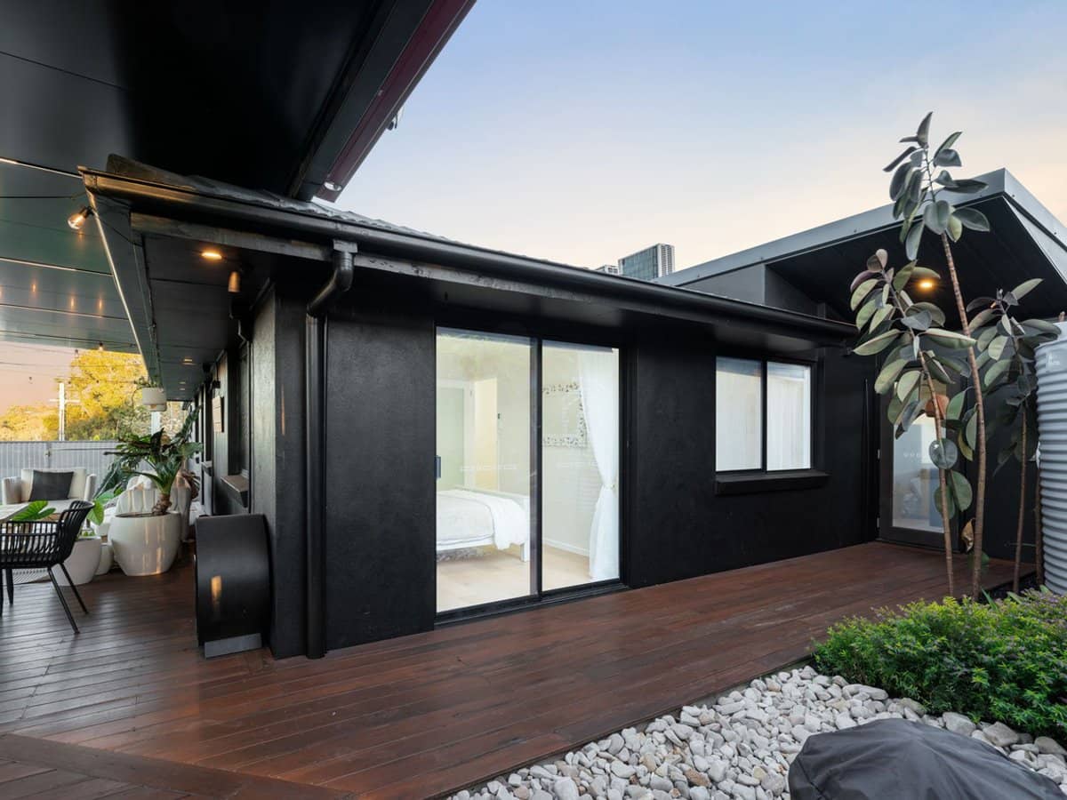 62 Radiata Street, Hillcrest - Thumbnail 16