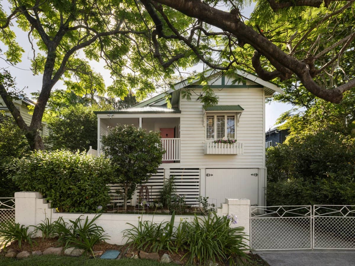 14 Sparkes Avenue, HAMILTON - Thumbnail 1