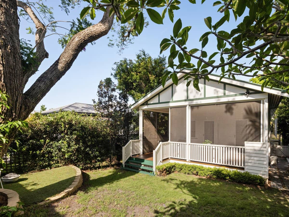 14 Sparkes Avenue, HAMILTON - Thumbnail 2