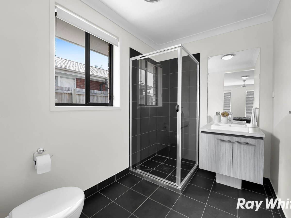 8 Greenpark Drive, Crestmead - Thumbnail 13