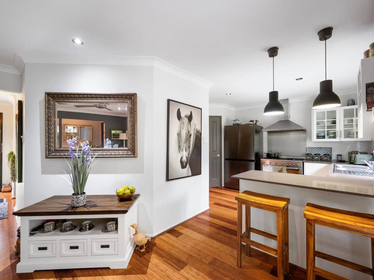 5 Mayon Court, TAMBORINE MOUNTAIN - Thumbnail 7