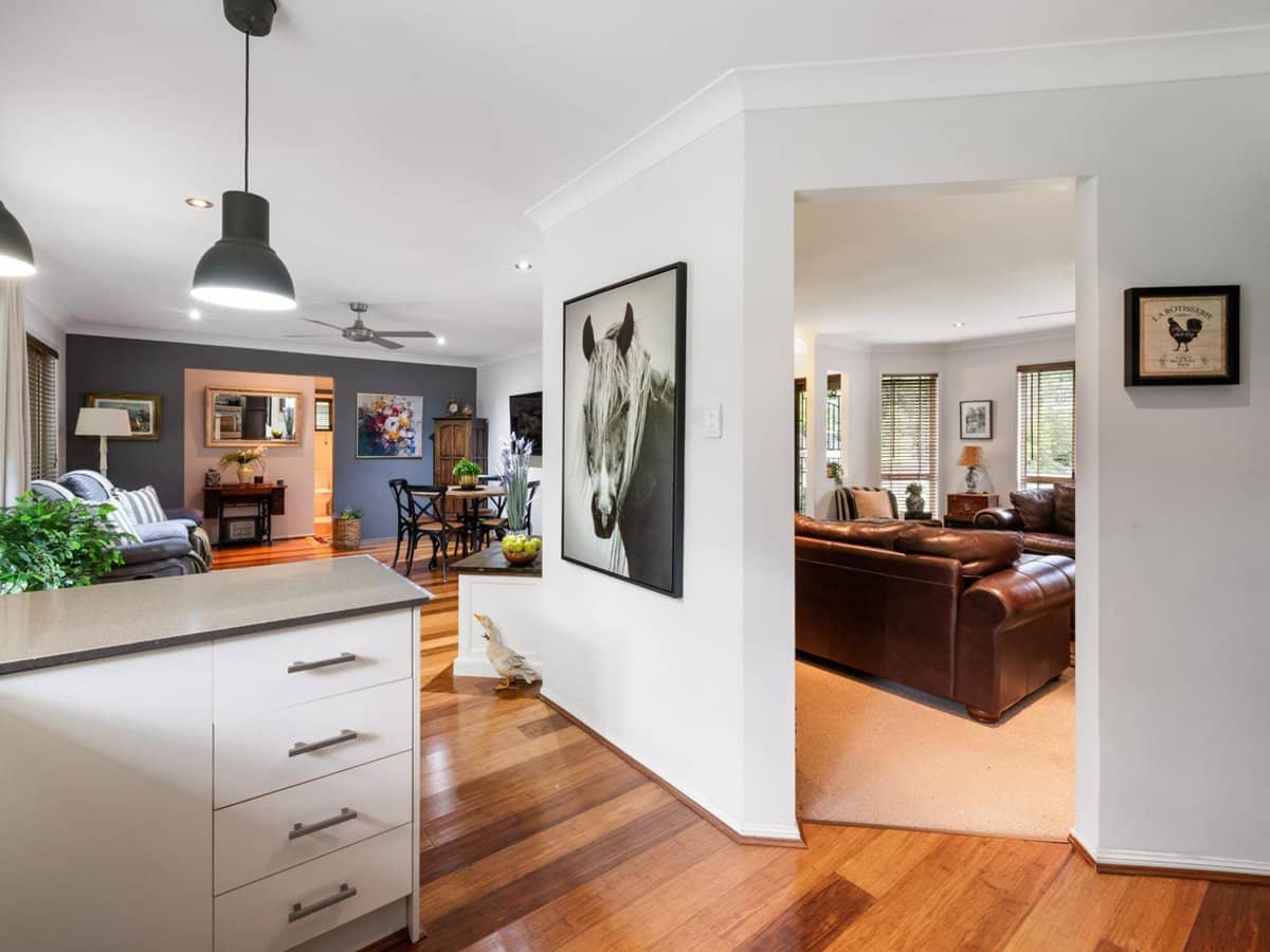 5 Mayon Court, TAMBORINE MOUNTAIN - Thumbnail 8