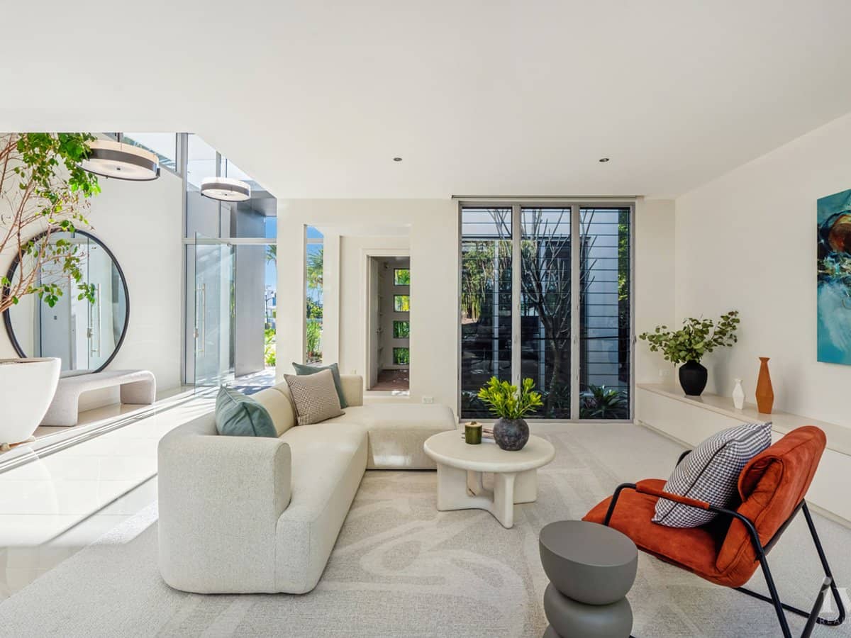 99 The Sovereign Mile, Sovereign Islands - Thumbnail 4