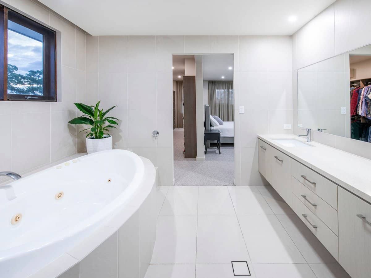 5436 Bay Hill Terrace, Sanctuary Cove - Thumbnail 12