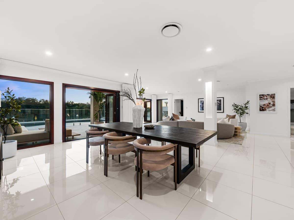 1675 Riverdale Drive, Hope Island - Thumbnail 5