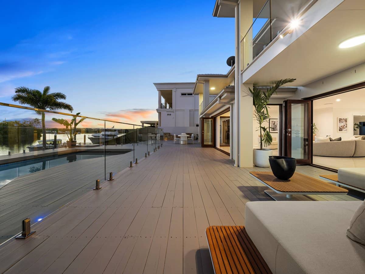 1675 Riverdale Drive, Hope Island - Thumbnail 7