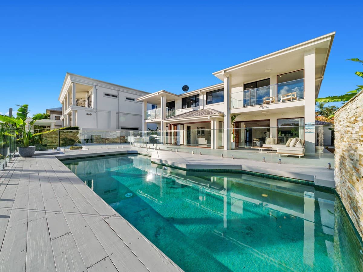 1675 Riverdale Drive, Hope Island - Thumbnail 24