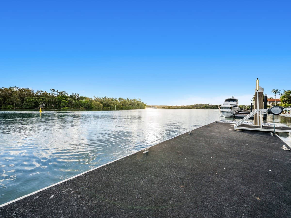 1675 Riverdale Drive, Hope Island - Thumbnail 25