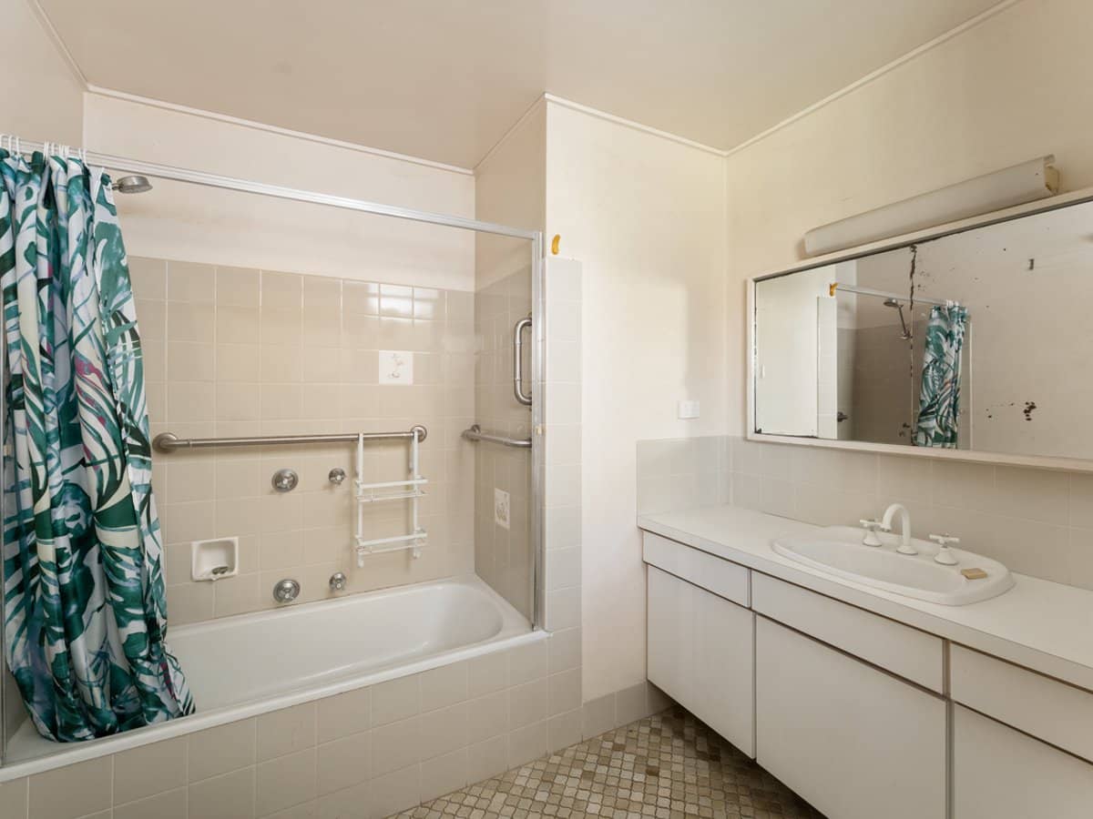 63 Sefton Road, HENDRA - Thumbnail 8