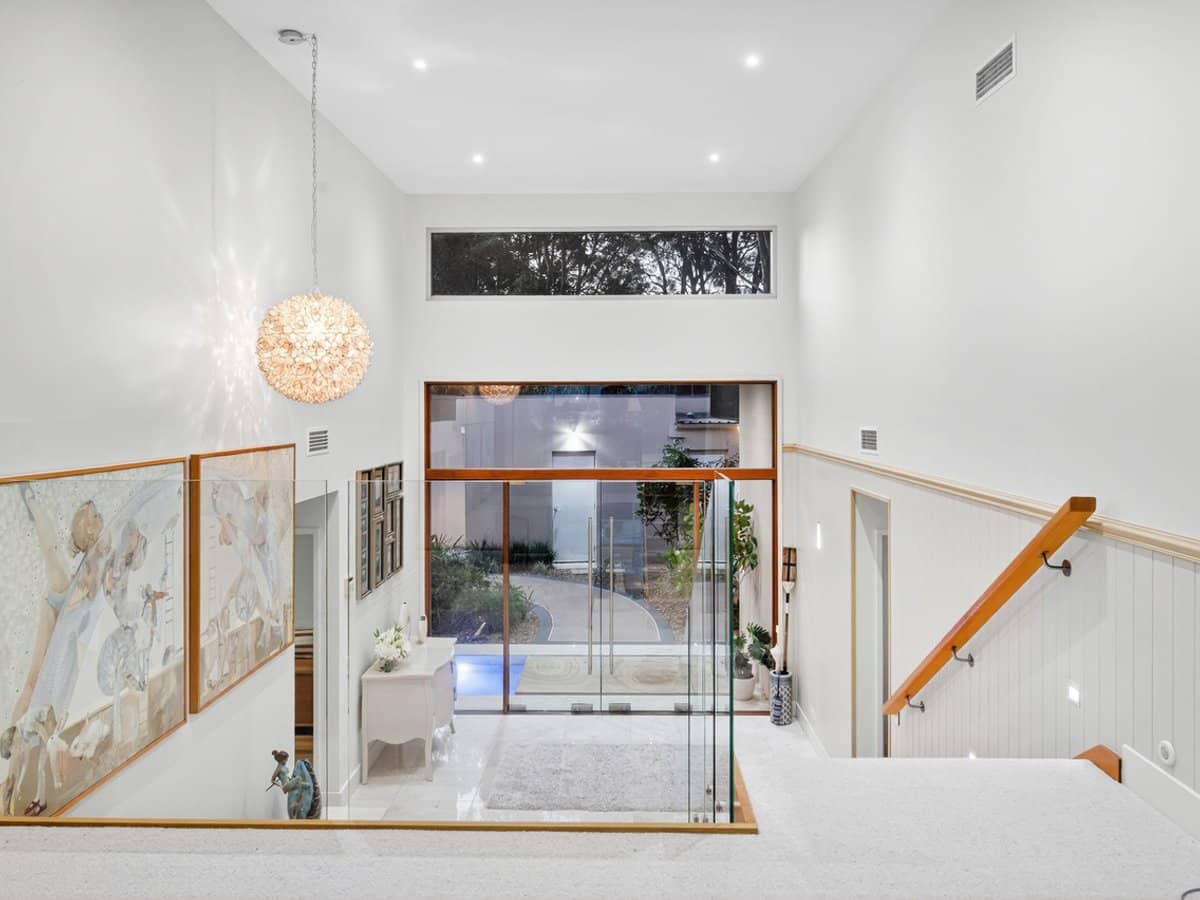 7020 Riverview Crescent, Sanctuary Cove - Thumbnail 16