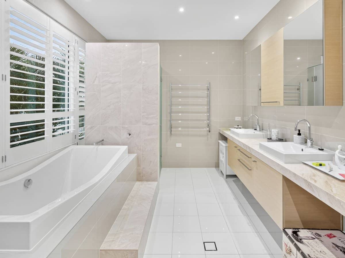 7020 Riverview Crescent, Sanctuary Cove - Thumbnail 18