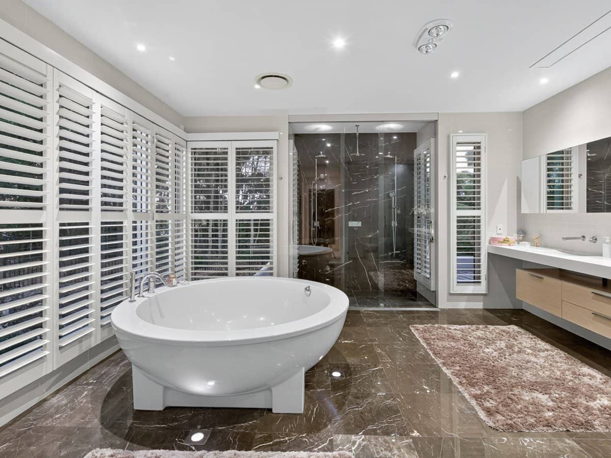 7020 Riverview Crescent, Sanctuary Cove - Thumbnail 22