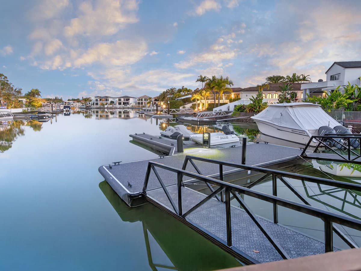 7020 Riverview Crescent, Sanctuary Cove - Thumbnail 2