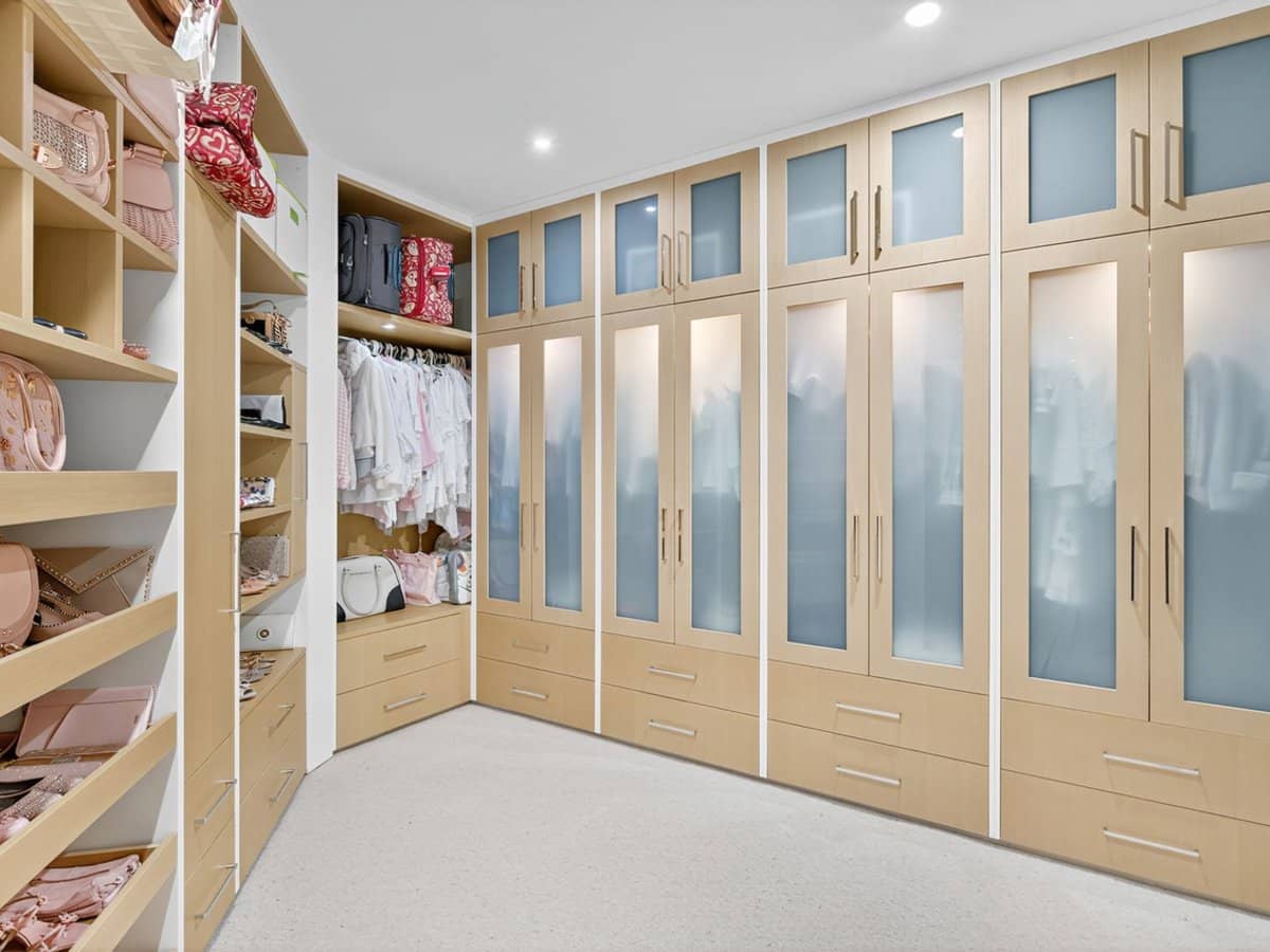 7020 Riverview Crescent, Sanctuary Cove - Thumbnail 16