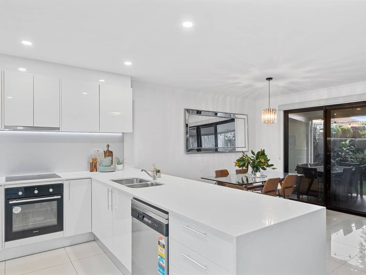 105-109 Barbaralla Drive, Springwood - Thumbnail 8