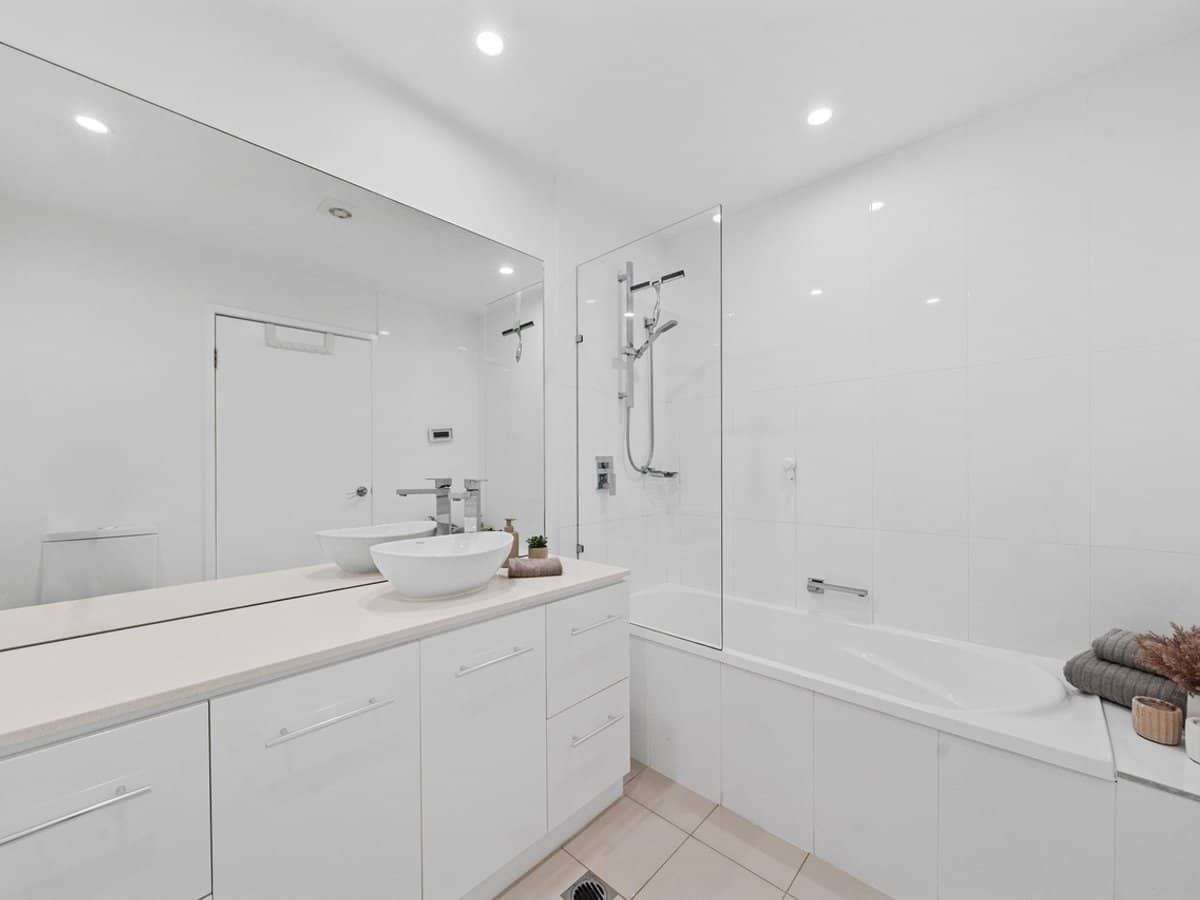 105-109 Barbaralla Drive, Springwood - Thumbnail 15