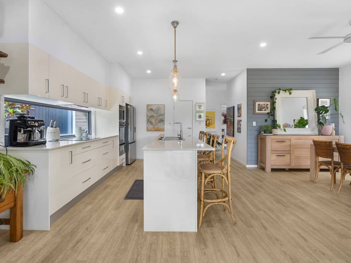 40 Bob Barnard Drive, TUGUN - Thumbnail 7