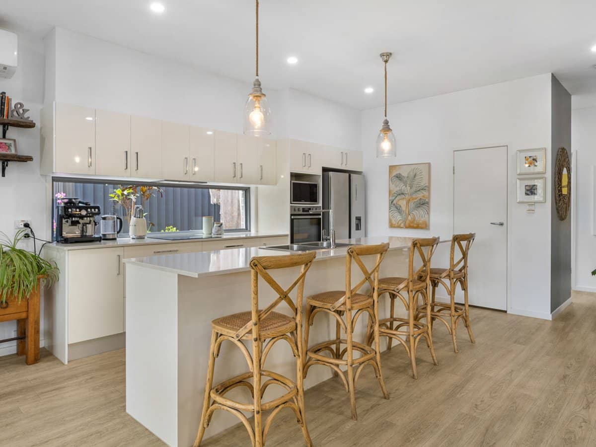 40 Bob Barnard Drive, TUGUN - Thumbnail 17