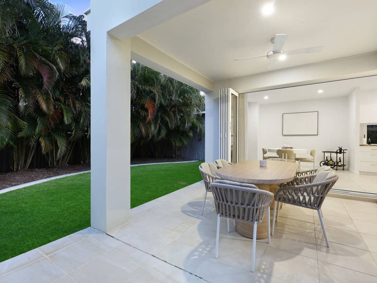 35 Keelson Crescent, Hope Island - Thumbnail 3