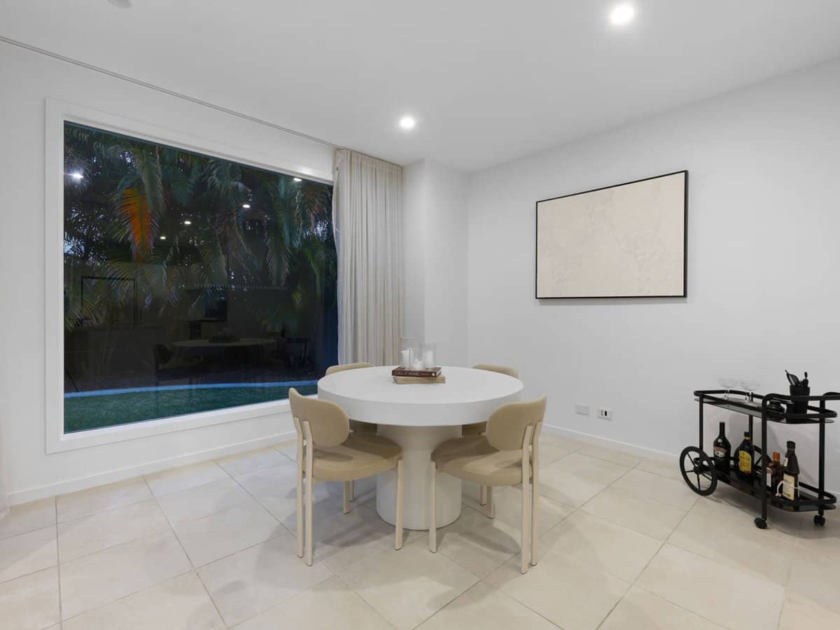 35 Keelson Crescent, Hope Island - Thumbnail 5