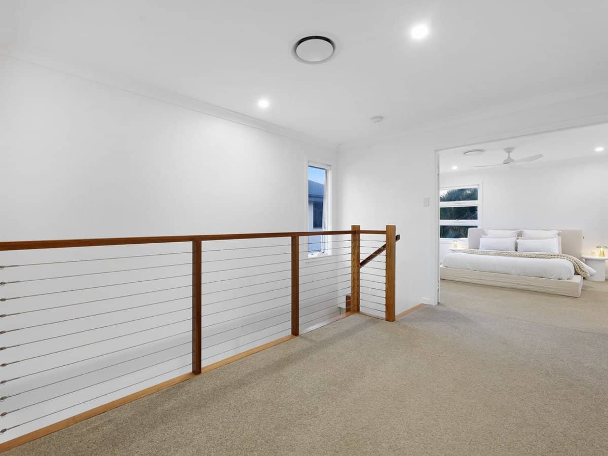 35 Keelson Crescent, Hope Island - Thumbnail 9