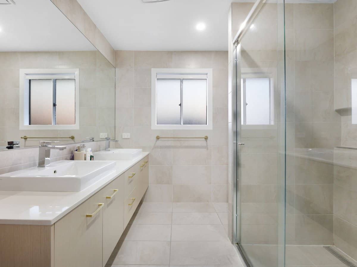 35 Keelson Crescent, Hope Island - Thumbnail 11