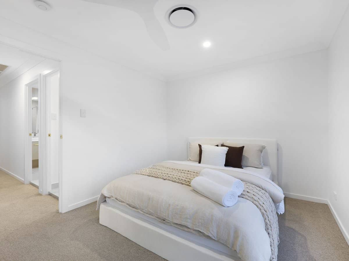 35 Keelson Crescent, Hope Island - Thumbnail 12