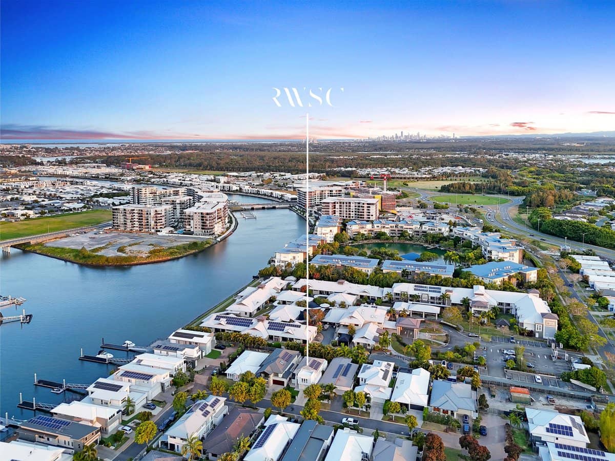 35 Keelson Crescent, Hope Island - Thumbnail 19