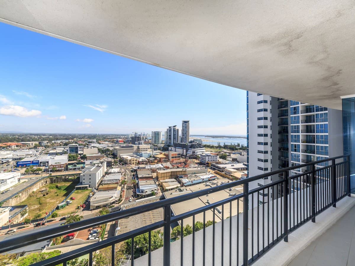 5 Lawson Street, Southport - Thumbnail 2