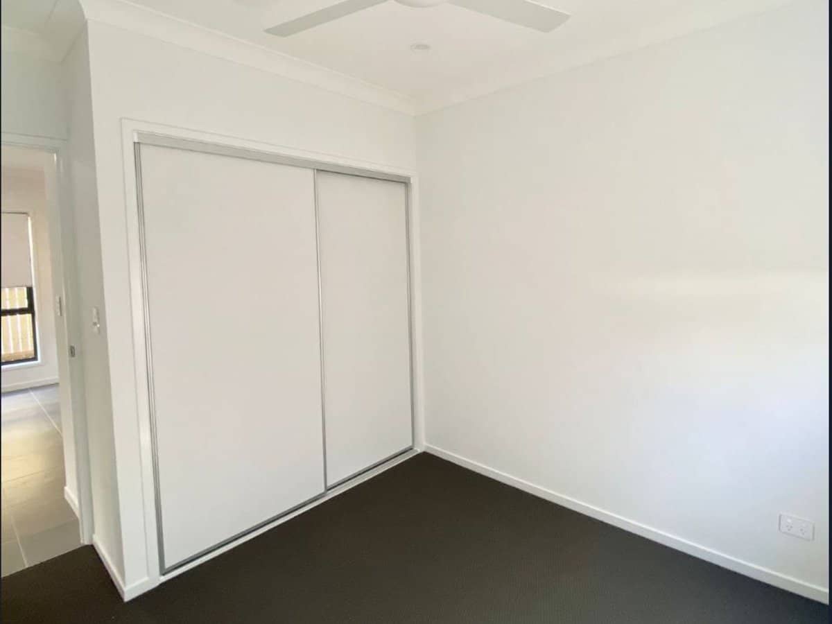 24 Promenade Circuit, Rothwell - Thumbnail 7