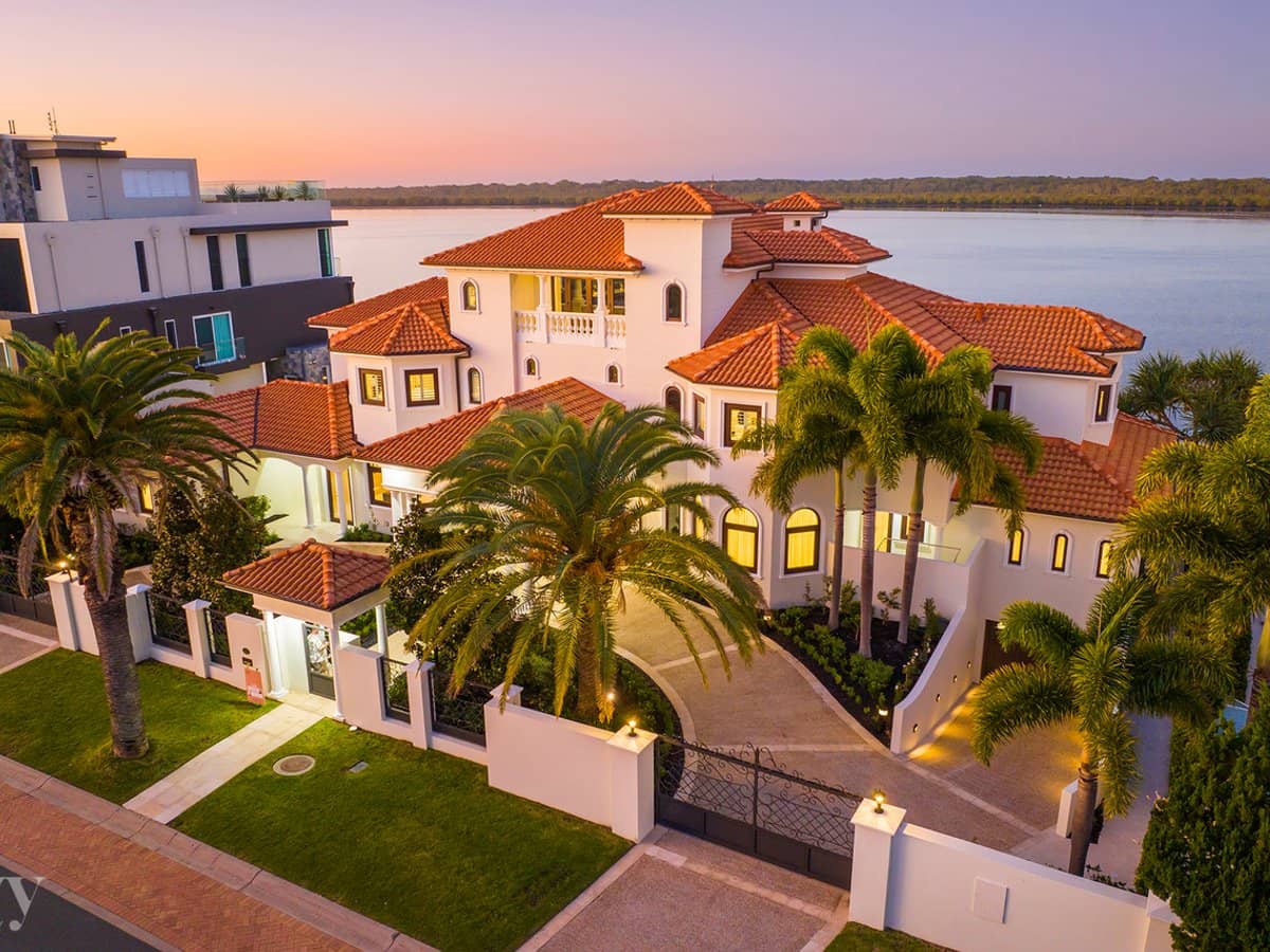 50 Knightsbridge Parade East, Sovereign Islands - Thumbnail 2