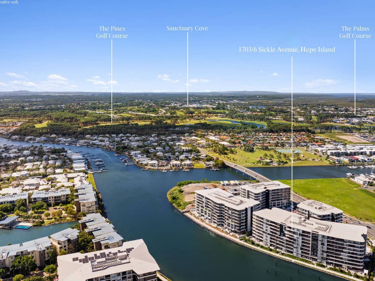 2-4 Athena Boulevard, Hope Island - Thumbnail 3