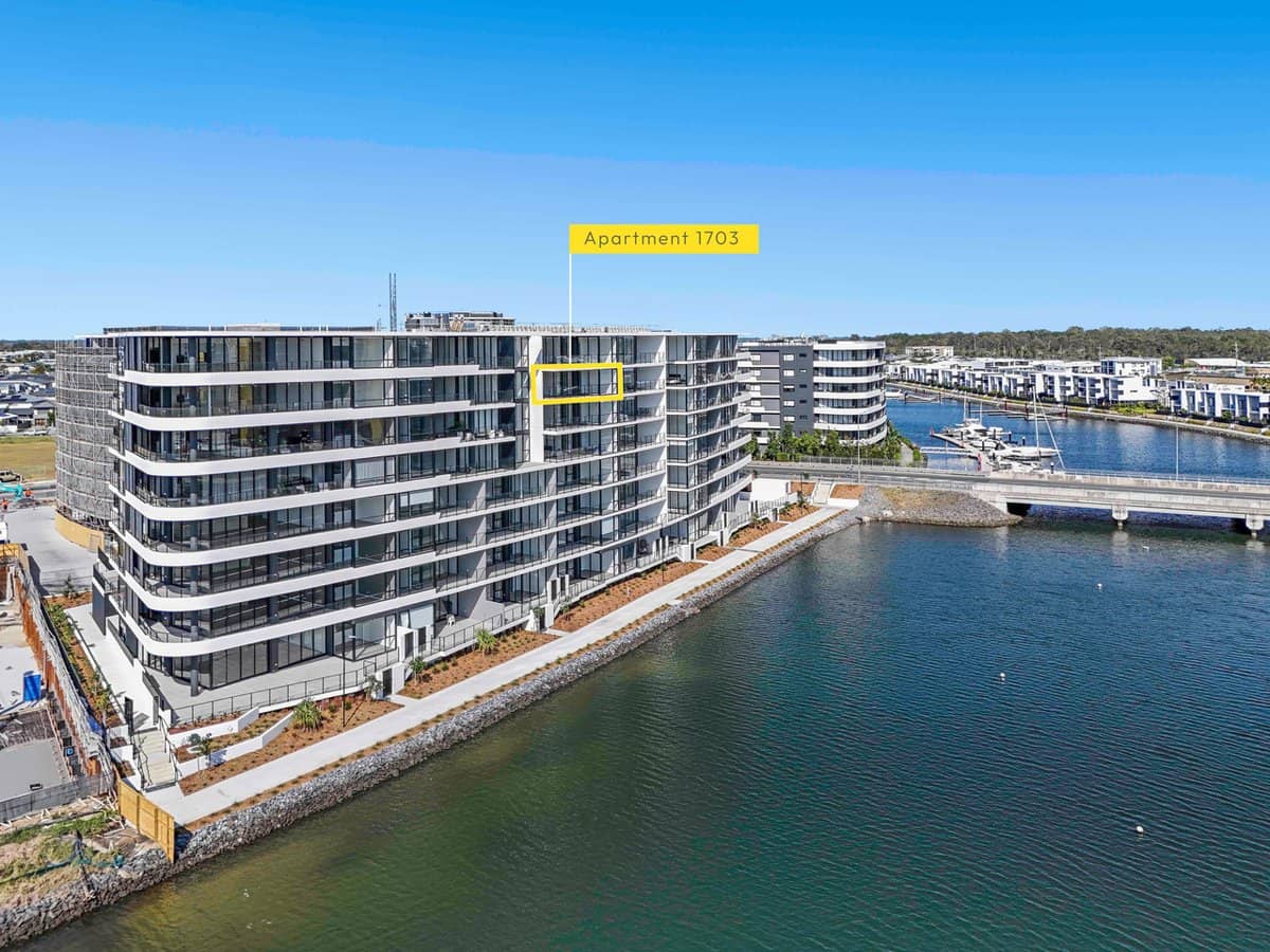 2-4 Athena Boulevard, Hope Island - Thumbnail 15