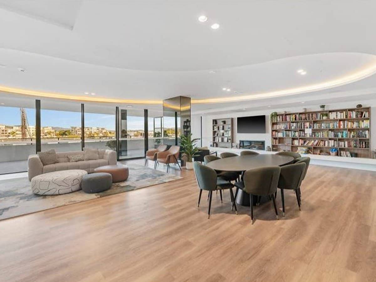 2-4 Athena Boulevard, Hope Island - Thumbnail 17