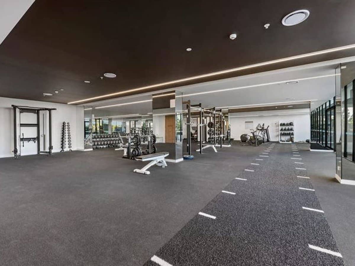 2-4 Athena Boulevard, Hope Island - Thumbnail 18