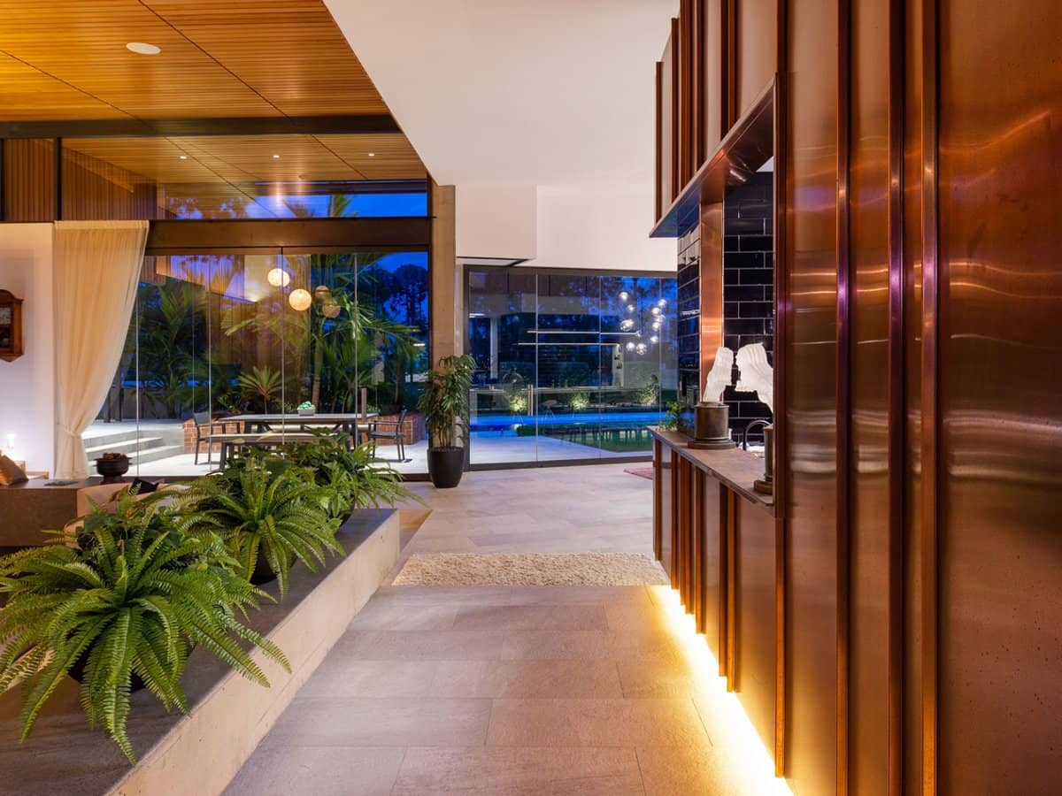 2230 Arnold Palmer Drive, SANCTUARY COVE - Thumbnail 4