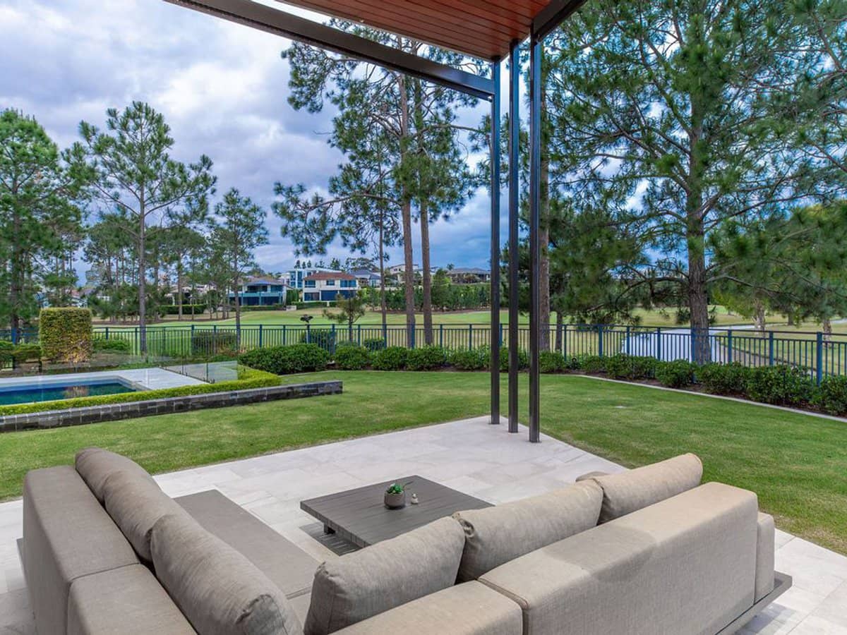 2230 Arnold Palmer Drive, SANCTUARY COVE - Thumbnail 3