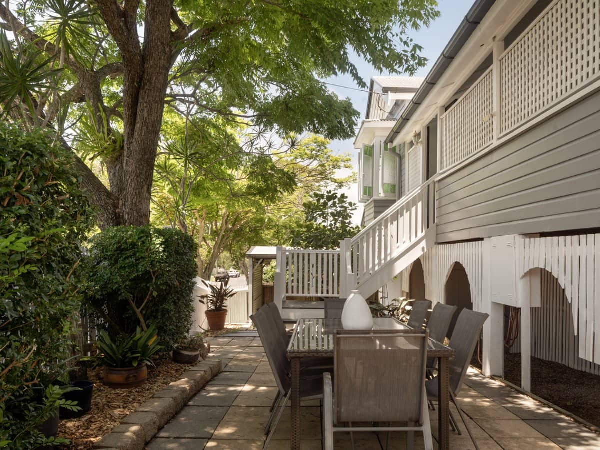 153 Gordon Street, GORDON PARK - Thumbnail 2