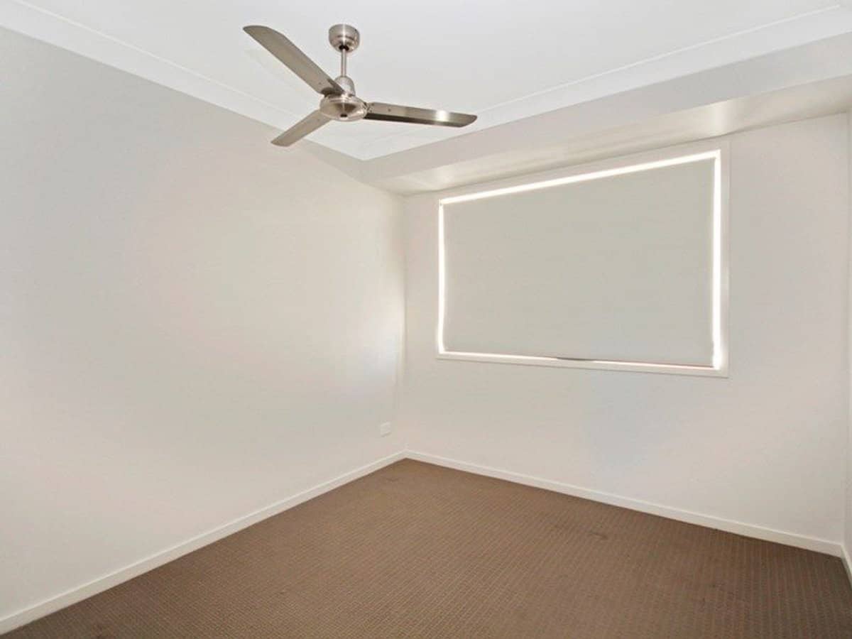 37 Walter Williams Crescent, Redbank Plains - Thumbnail 4